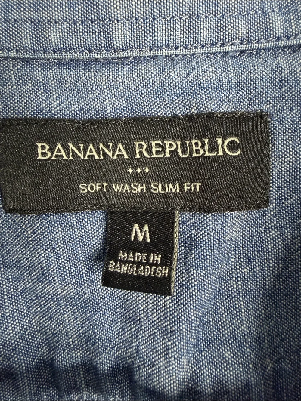 Banana Republic classic button